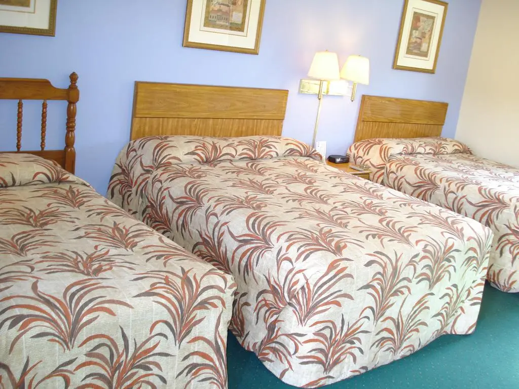 Spillway Motel Shelbyville 10