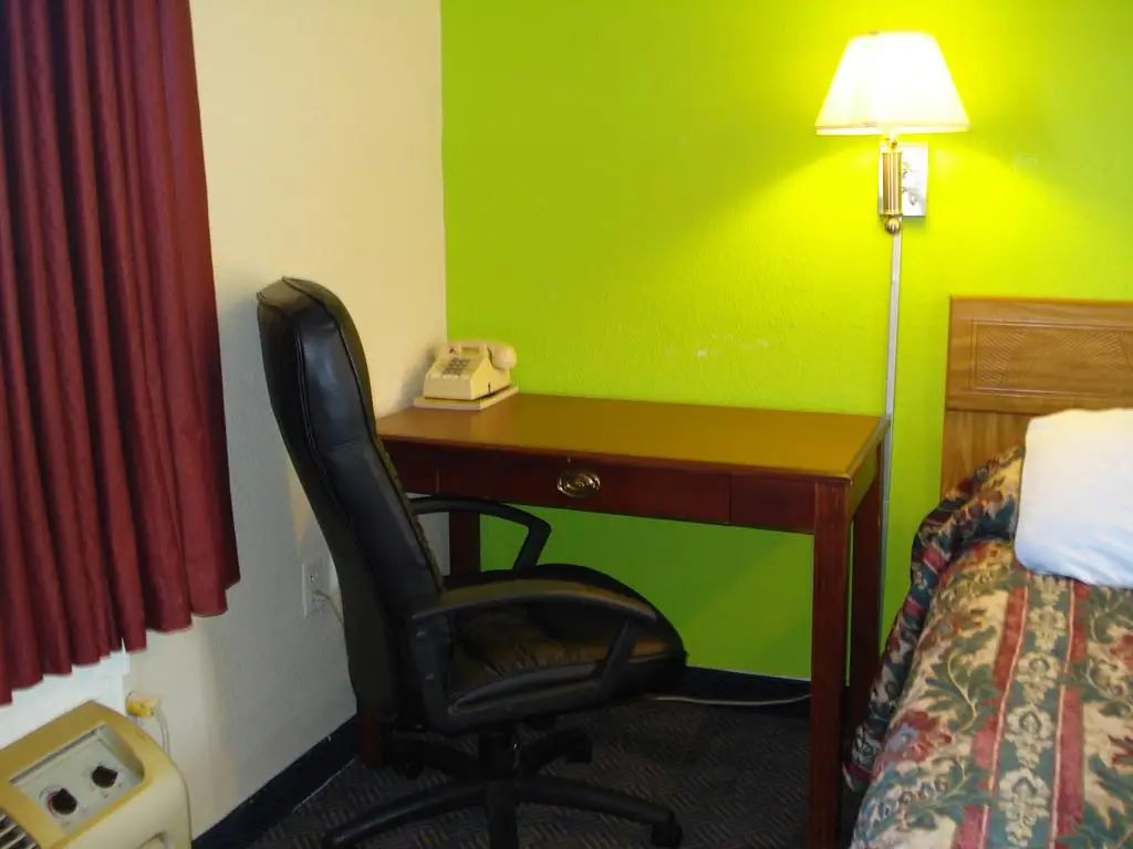 Spillway Motel Shelbyville 8